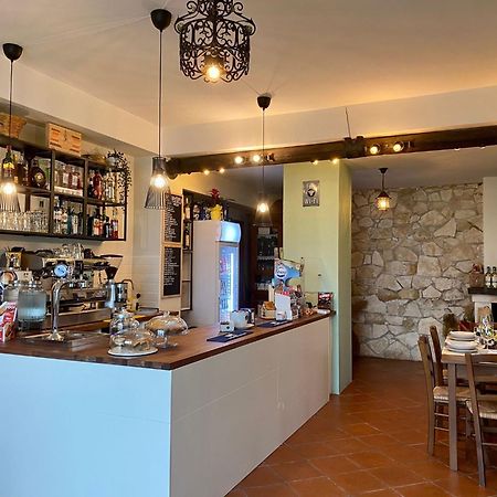 Bed&Breakfast La Ginestra Abbateggio Bagian luar foto
