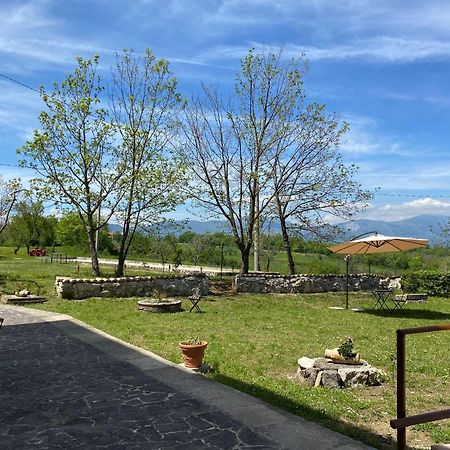 Bed&Breakfast La Ginestra Abbateggio Bagian luar foto