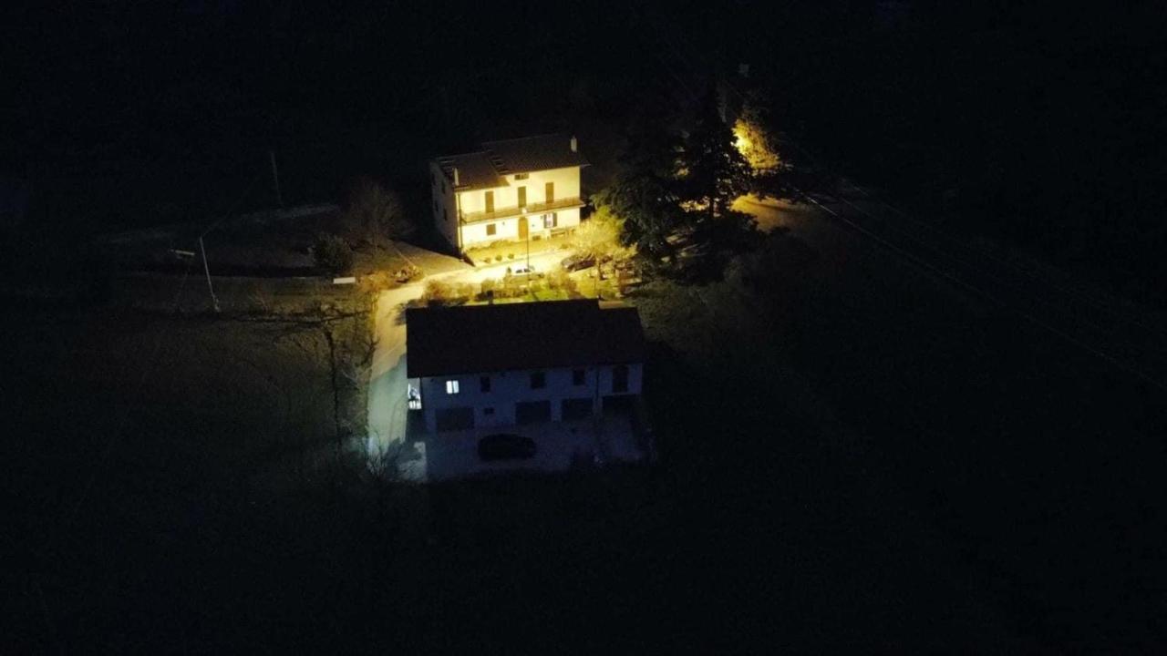 Bed&Breakfast La Ginestra Abbateggio Bagian luar foto