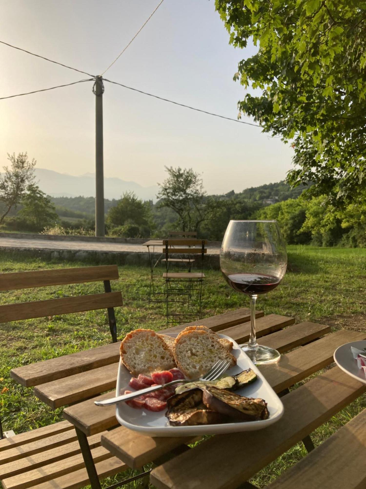 Bed&Breakfast La Ginestra Abbateggio Bagian luar foto